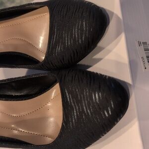 Style & Co "Asyaa" pump euc